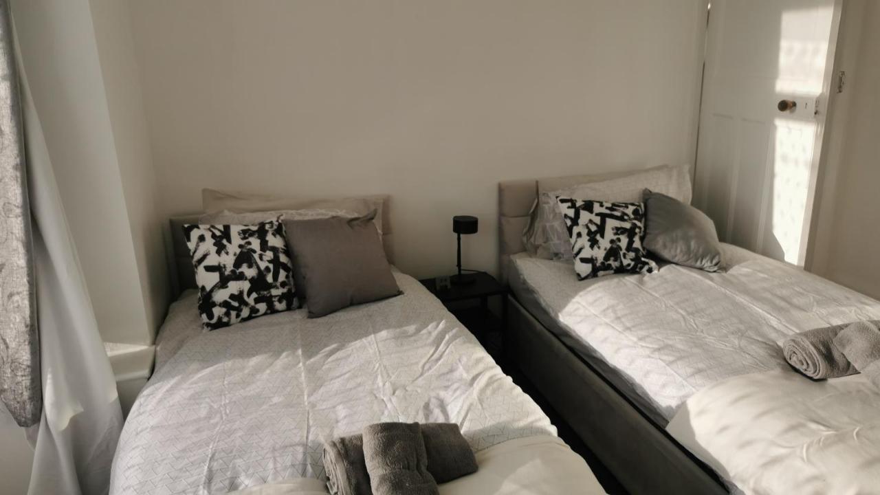 Room 2 Peaceful Stay Near Derby City Centre Extérieur photo